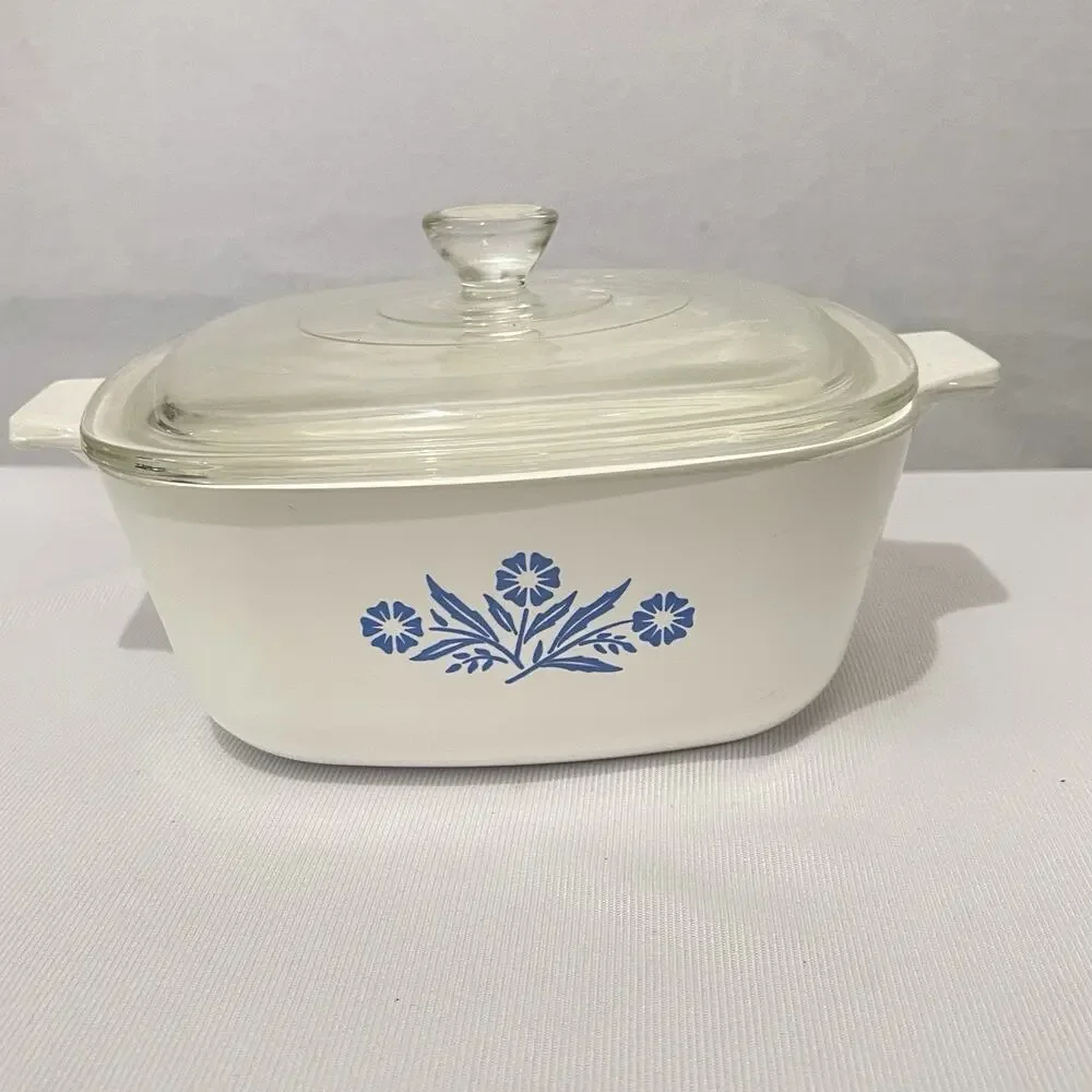 Corning Ware Blue Cornflower Casserole Dish 1 1/2 Qt P 1 1/2 B & Pyrex Lid C-24